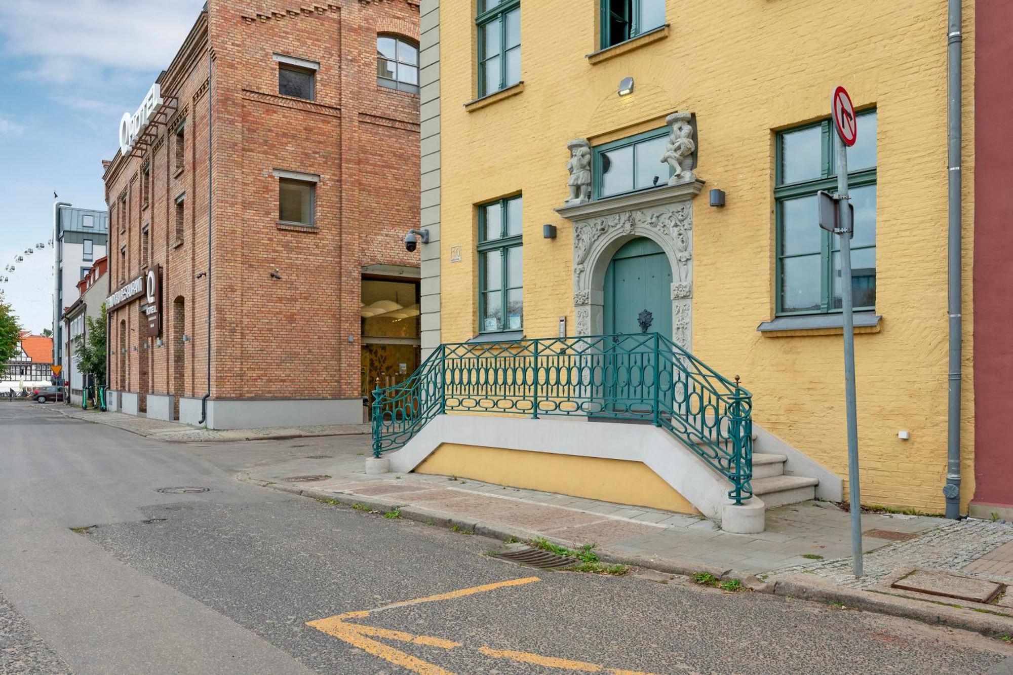 Historical Townhouse By Blue Mandarin Lejlighed Gdańsk Eksteriør billede